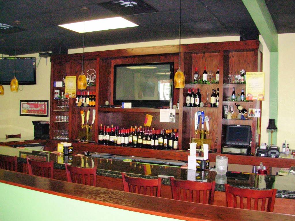 Champinos Restaurant and Pizzeri | restaurant | 6617 N Socrum Loop Rd, Lakeland, FL 33809, USA | 8639378866 OR +1 863-937-8866