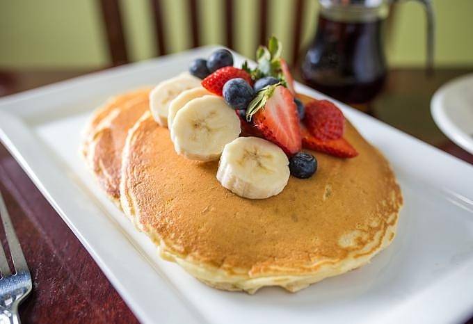 Savanna Restaurant | restaurant | 4111 N Lincoln Ave, Chicago, IL 60618, USA | 8728177340 OR +1 872-817-7340