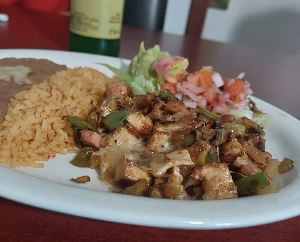 Las Chabelitas Mexican Restaurant | restaurant | 2401 E Jackson St, Hugo, OK 74743, USA | 5807438054 OR +1 580-743-8054