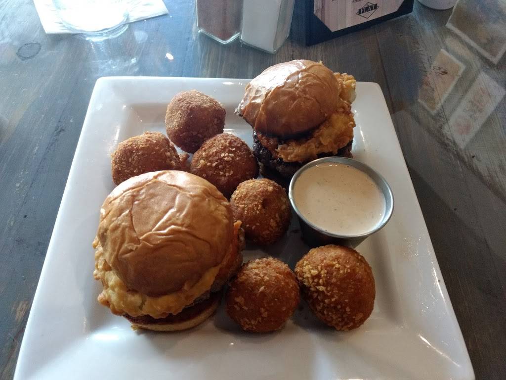The Flat | restaurant | 116 Magnolia St, Spartanburg, SC 29306, USA | 8643279370 OR +1 864-327-9370