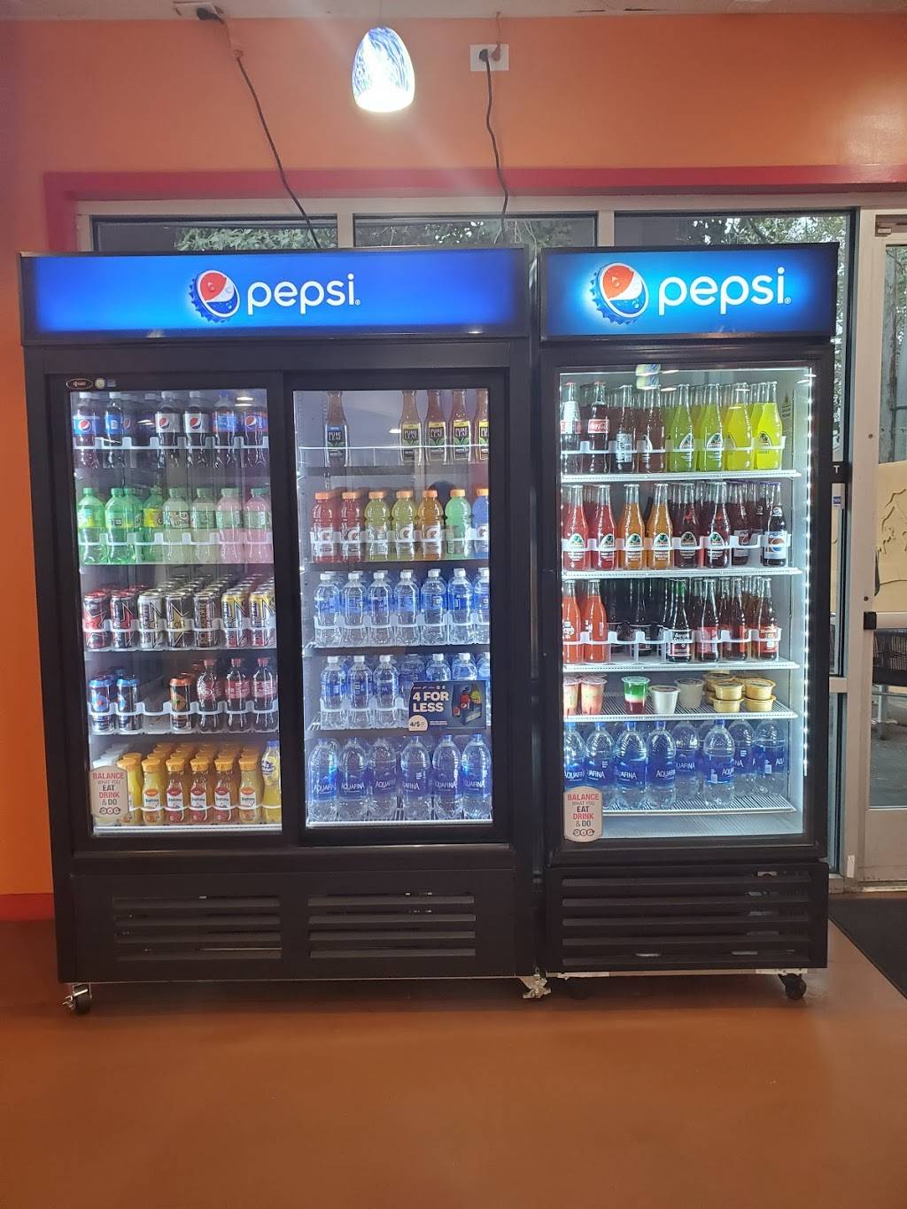 Chandos Tacos | restaurant | 5644 J St, Sacramento, CA 95819, USA | 9164766312 OR +1 916-476-6312