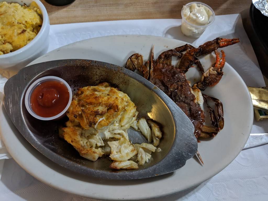 Old Saltys Inc. | restaurant | 2560 Hoopers Island Rd, Fishing Creek, MD 21634, USA | 4103973752 OR +1 410-397-3752