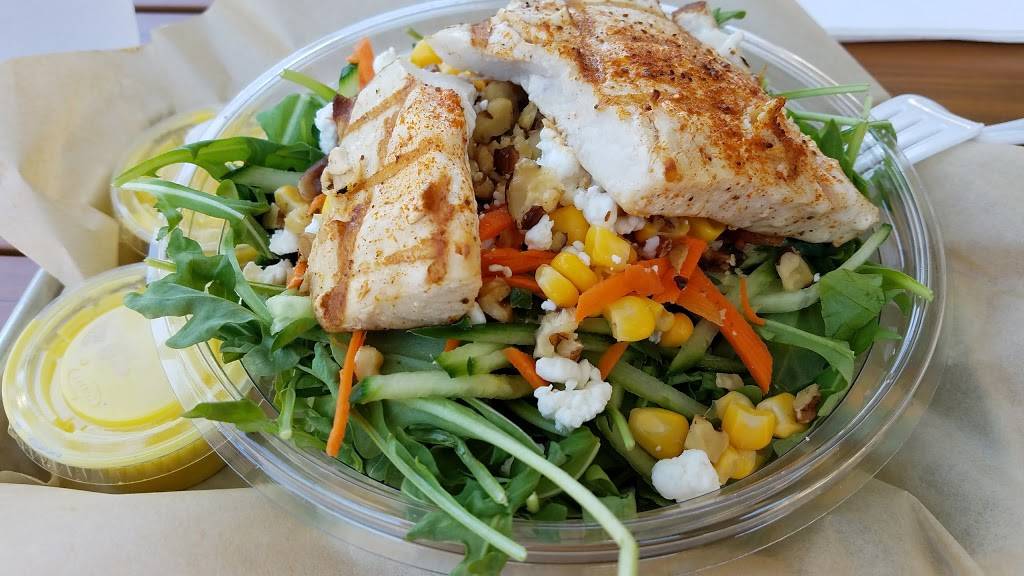 Fish District | meal takeaway | 12002 Carmel Mountain Rd, San Diego, CA 92128, USA | 8584851577 OR +1 858-485-1577