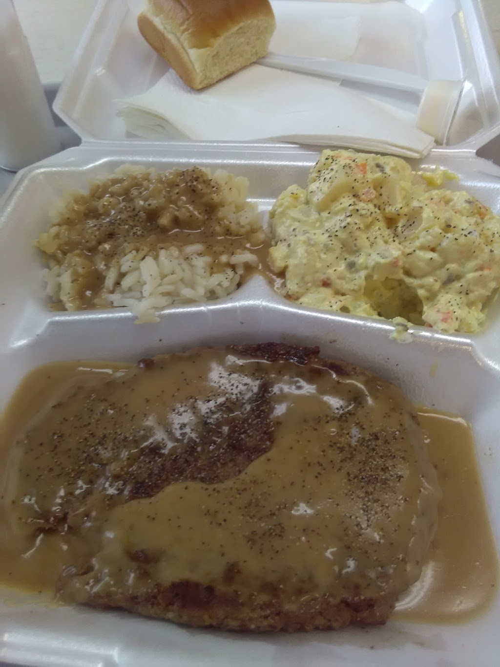 Carolina Fine Foods | restaurant | 3400 Augusta Rd, Greenville, SC 29605, USA | 8642774982 OR +1 864-277-4982