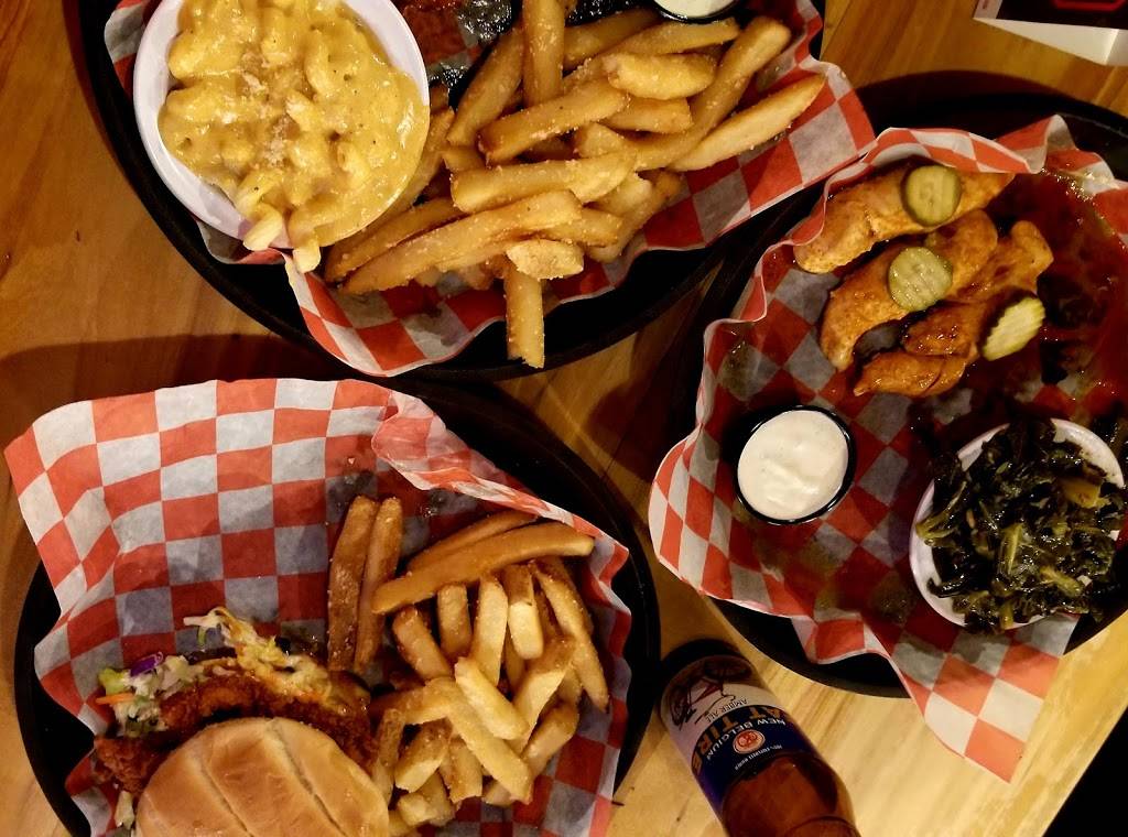 Coxs Hot Chicken | meal takeaway | 134 Spring St, Jeffersonville, IN 47130, USA | 8125903281 OR +1 812-590-3281