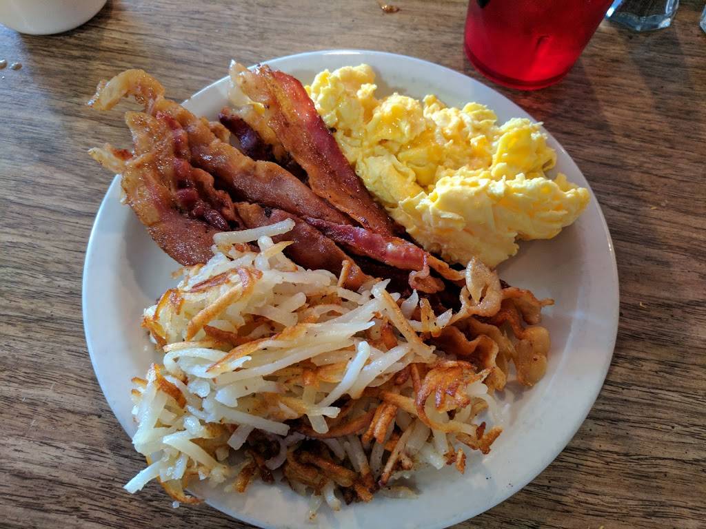 Shoreline Cafe | restaurant | 201 77th Ave N, Myrtle Beach, SC 29572, USA | 8557074712 OR +1 855-707-4712