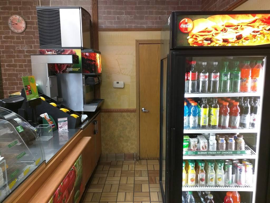 Subway | restaurant | 3610 Mayfield Rd, Cleveland Heights, OH 44118, USA | 2163825656 OR +1 216-382-5656