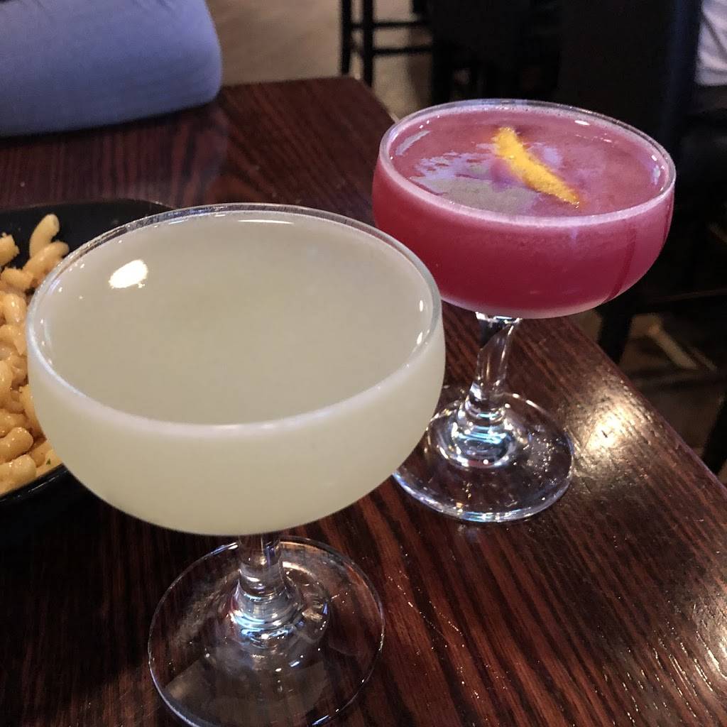 Guildhall | restaurant | 6741 Bright Ave, Whittier, CA 90601, USA | 5626321445 OR +1 562-632-1445