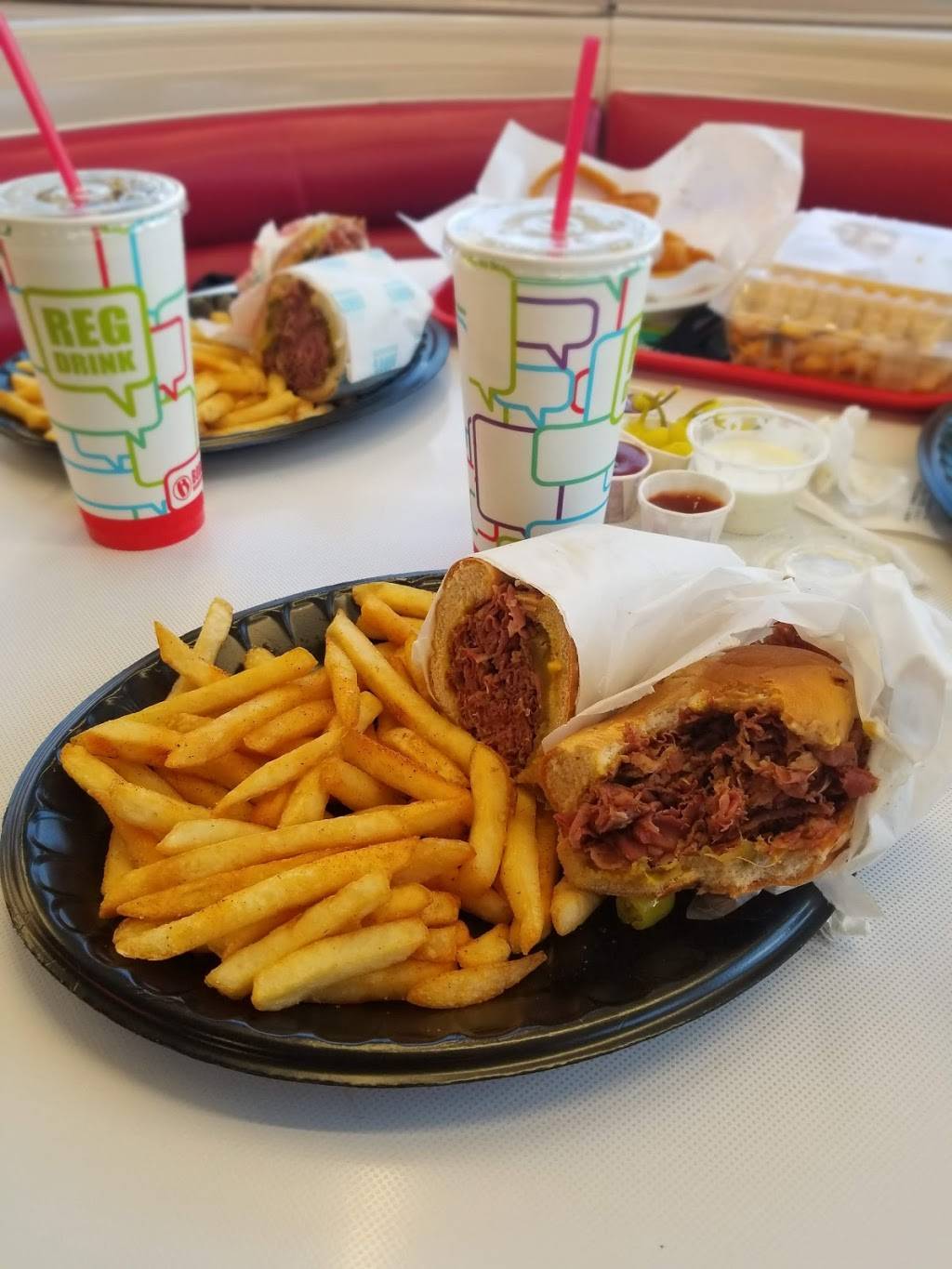 Bobos Burgers | restaurant | 3390 E Imperial Hwy, Lynwood, CA 90262, USA | 3106371191 OR +1 310-637-1191