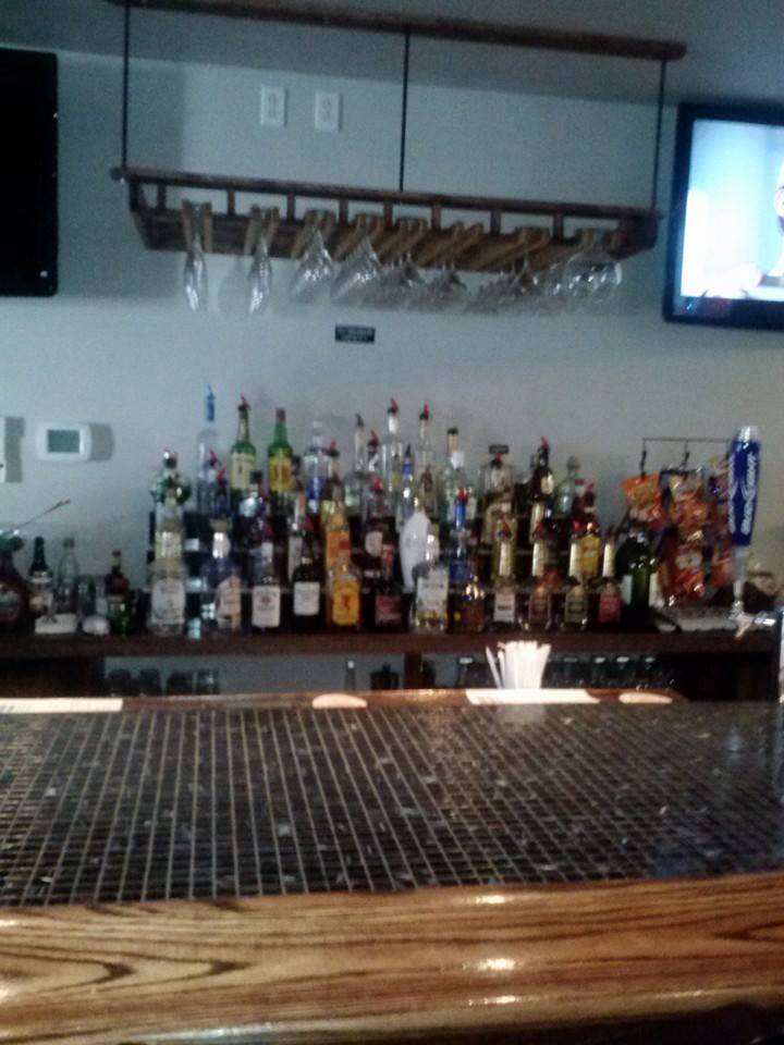 Shotziz Highwater Bar And Grill | restaurant | 1002 Church Ave, Johnstown, PA 15901, USA | 8142544478 OR +1 814-254-4478