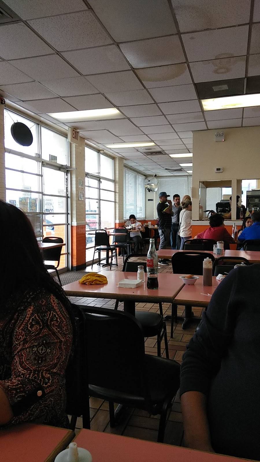 La Siberia Mexican Restaurant | restaurant | 3018 Fredericksburg Rd, San Antonio, TX 78201, USA | 2107357788 OR +1 210-735-7788