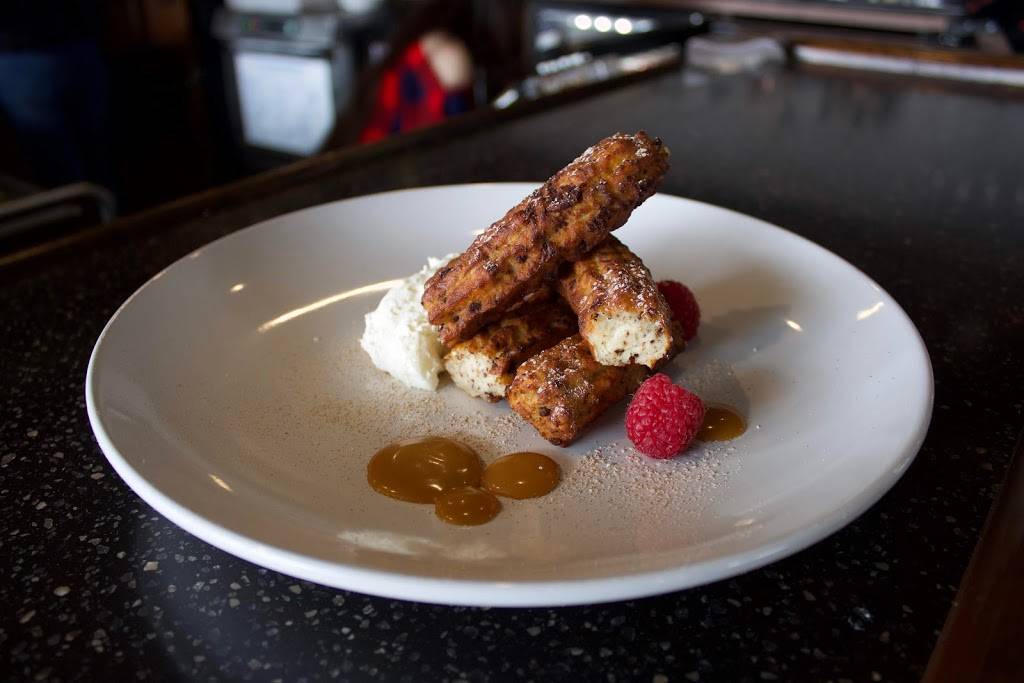 City Bar & Grille | restaurant | 395 Chandler St, Worcester, MA 01602, USA | 5087524222 OR +1 508-752-4222