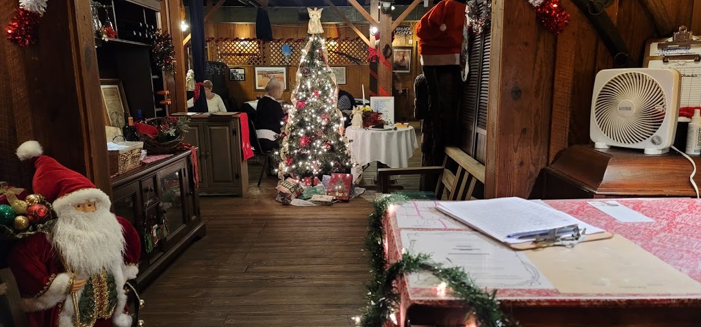 Coach-n-Four Steakhouse | restaurant | 7445 Pine Forest Rd, Pensacola, FL 32526, USA | 8509441600 OR +1 850-944-1600