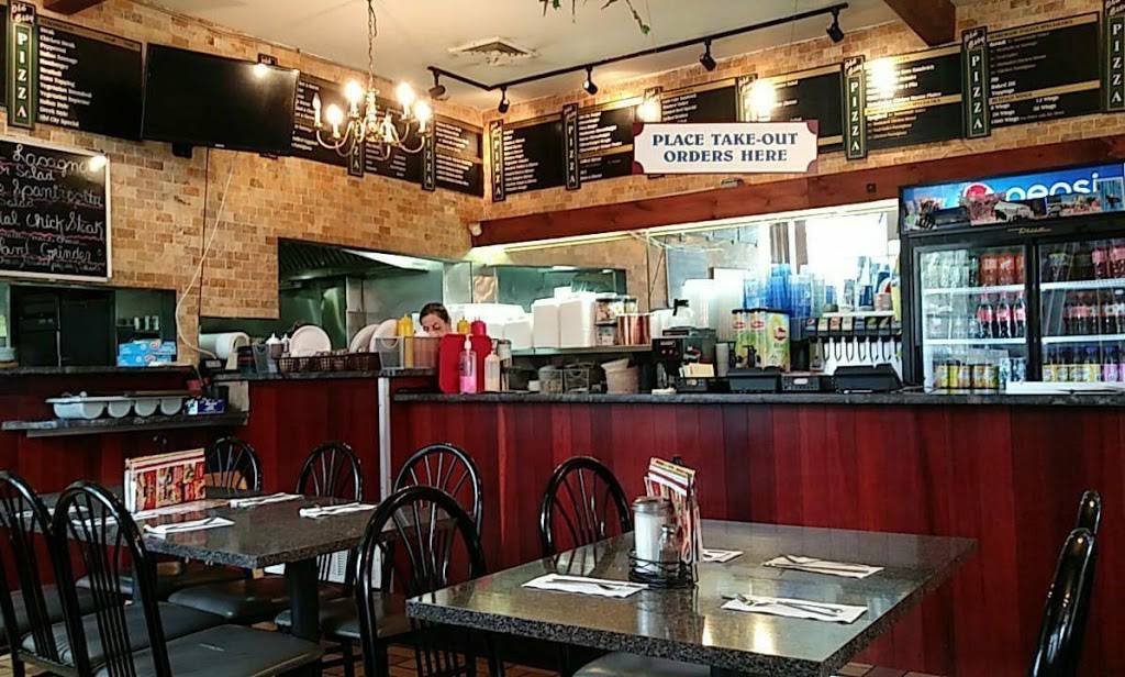 Old City Pizza | restaurant | 100 N 3rd St, Philadelphia, PA 19106, USA | 2155749494 OR +1 215-574-9494