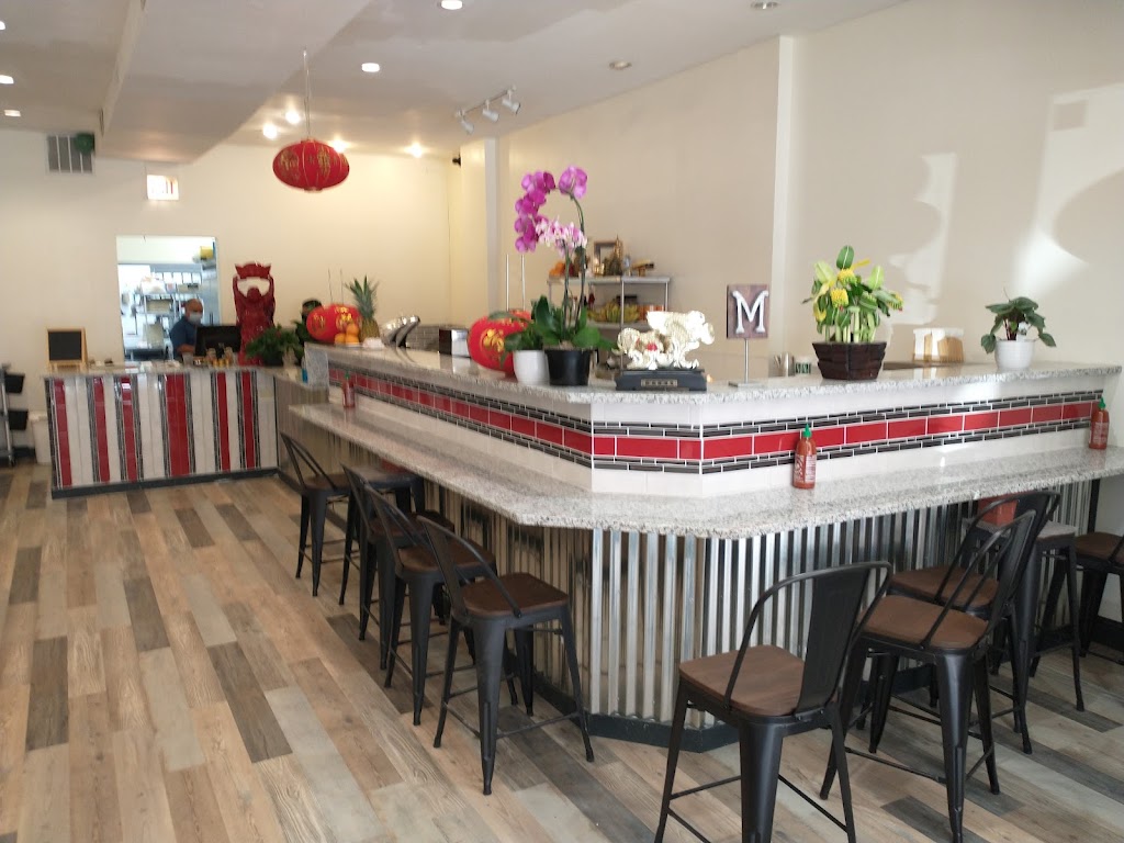 MK NOODLE PHO | restaurant | 3341 N Lincoln Ave, Chicago, IL 60657, USA | 7736451998 OR +1 773-645-1998