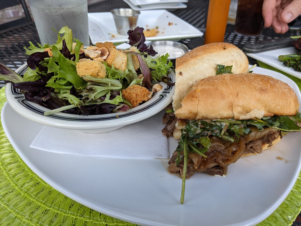 The Clover | restaurant | 14845 S Robert Trail, Rosemount, MN 55068, USA | 6514482220 OR +1 651-448-2220