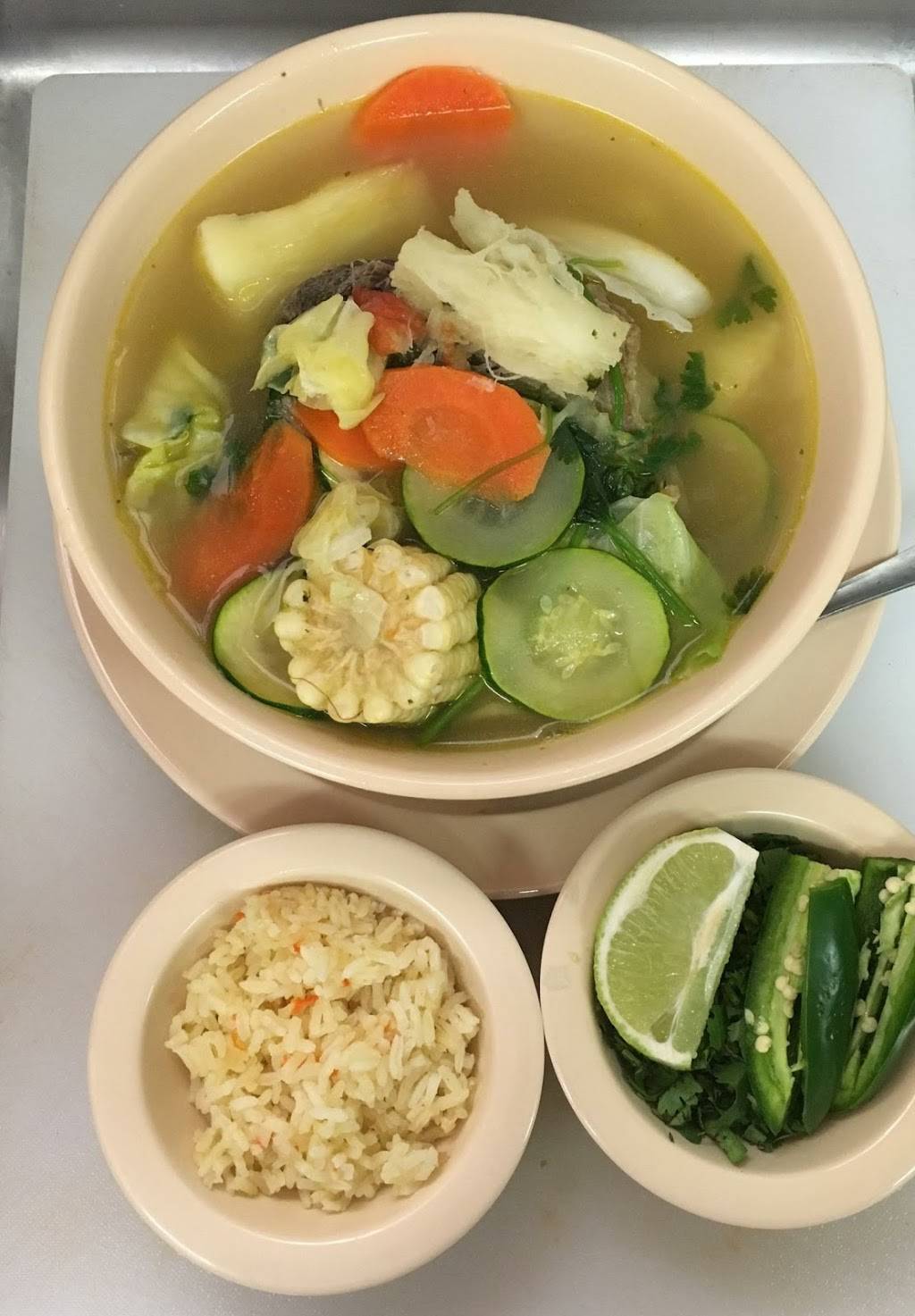 Las Champas 2 | restaurant | 8328 Compton Ave, Los Angeles, CA 90001, USA | 3235539559 OR +1 323-553-9559