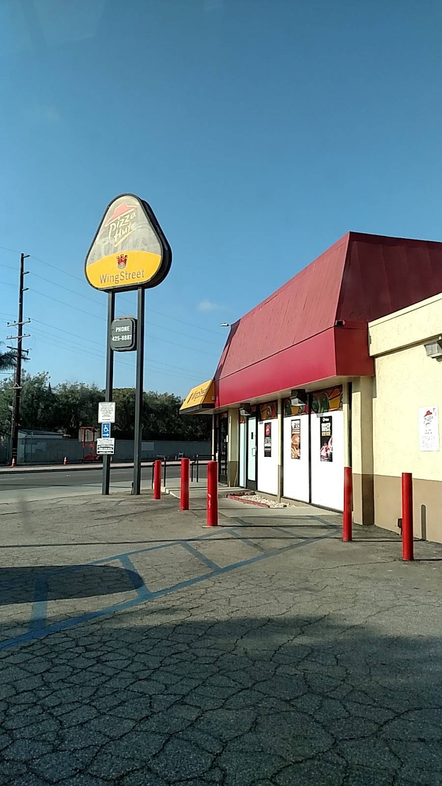 Pizza Hut | restaurant | 4110 N Lakewood Blvd, Long Beach, CA 90808, USA | 5624258887 OR +1 562-425-8887