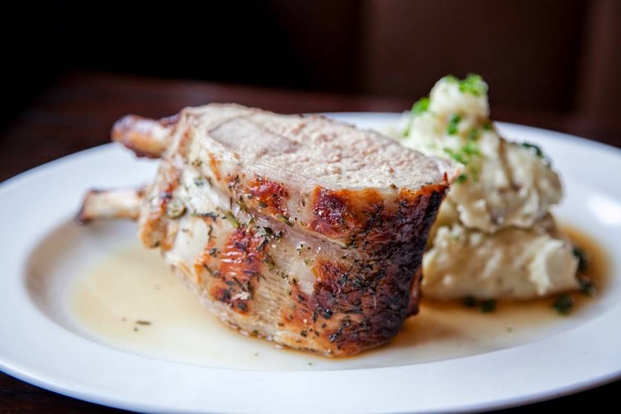 Crosbys Kitchen | restaurant | 3455 N Southport Ave, Chicago, IL 60657, USA | 7738832525 OR +1 773-883-2525