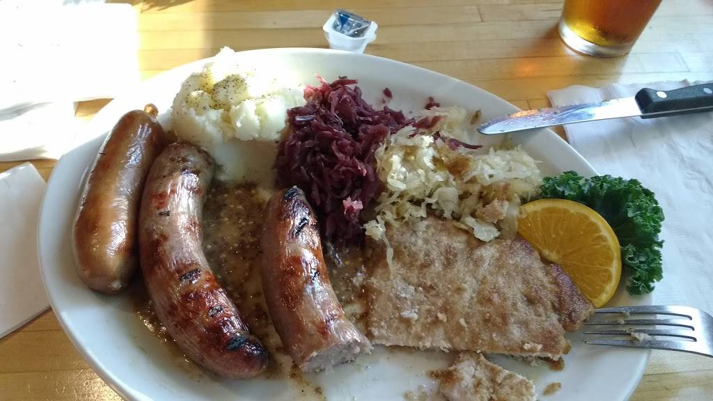 Fishtales | Bar & Grill | restaurant | 5 School St, Hatfield, MA 01038, USA | 4133494100 OR +1 413-349-4100