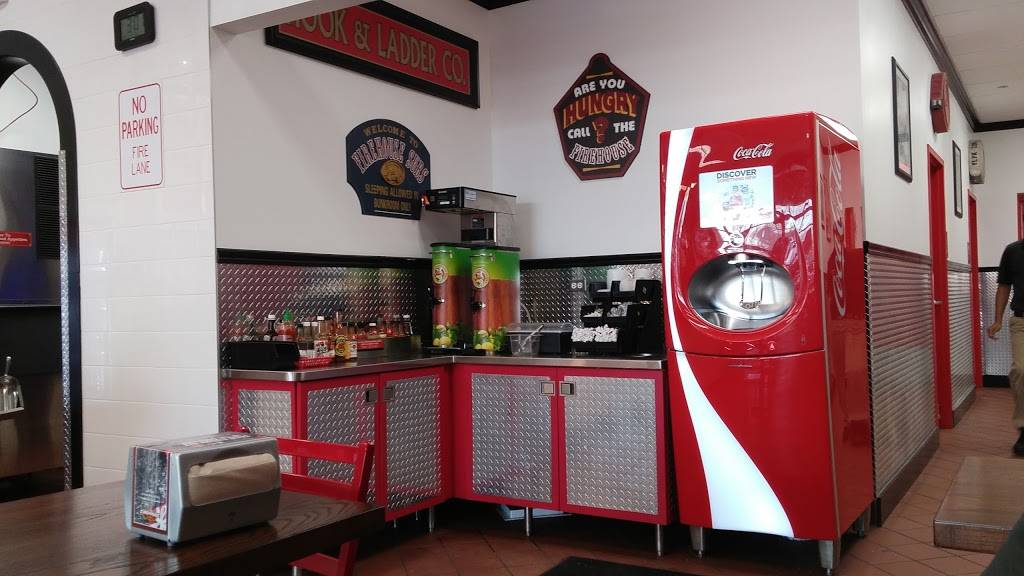 Firehouse Subs Villa Park North | meal delivery | 298 W N Ave, Villa Park, IL 60181, USA | 6302792011 OR +1 630-279-2011