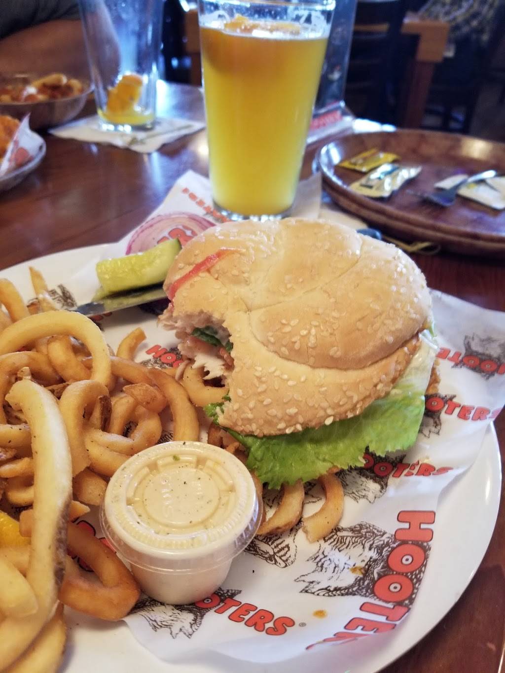 Original Hooters | meal takeaway | 10023 E Adamo Dr, Tampa, FL 33619, USA | 8136891188 OR +1 813-689-1188