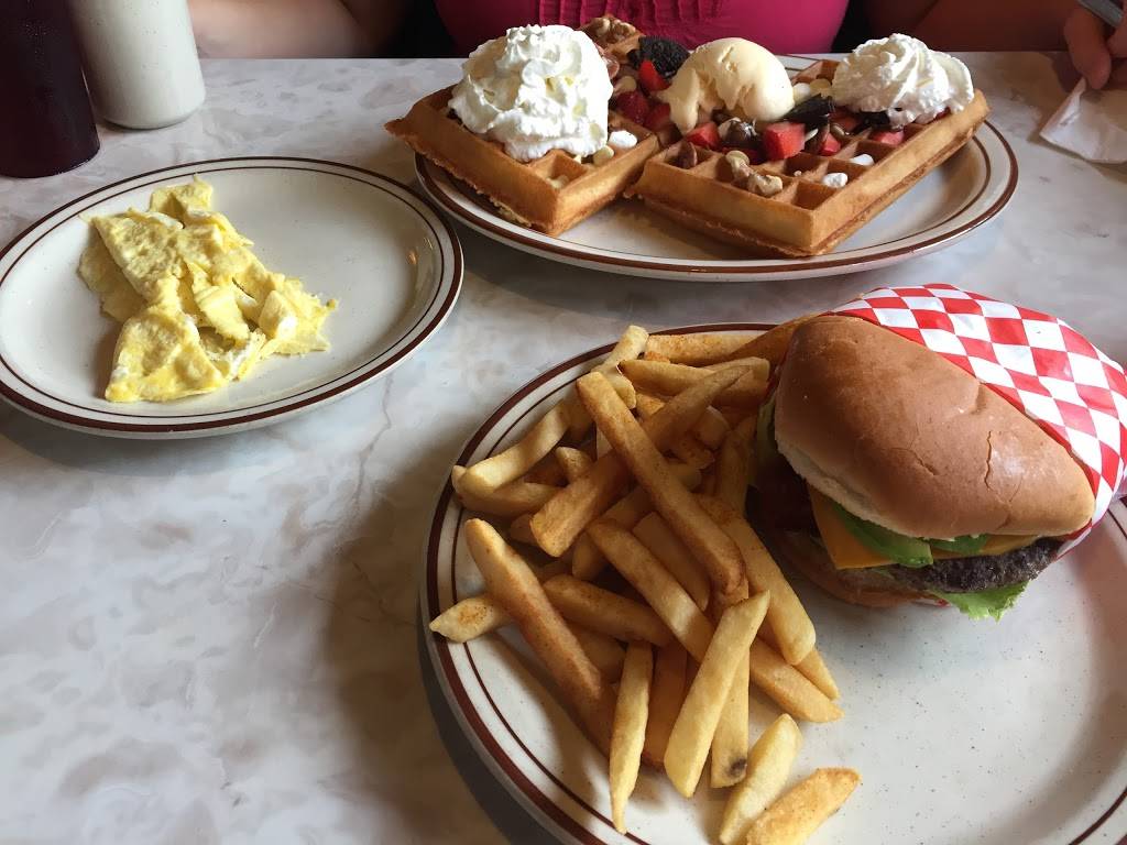 Mr Ts Family Restaurant | restaurant | 4307 Main St, Riverside, CA 92501, USA | 9517818707 OR +1 951-781-8707