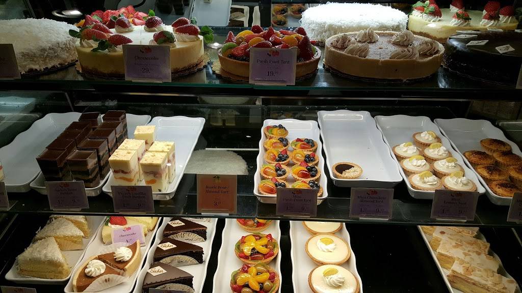 la Madeleine French Bakery & Cafe Northwoods | restaurant | 18030 US Highway 281 N, Suite 201, San Antonio, TX 78232, USA | 2104990208 OR +1 210-499-0208