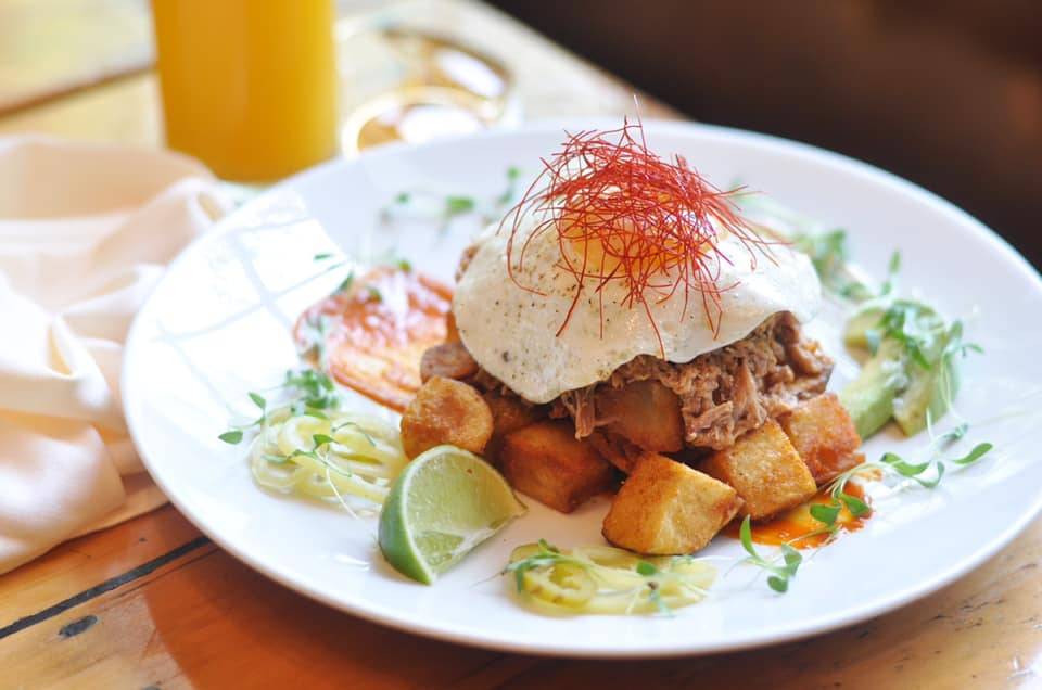 The Kenwood Restaurant | restaurant | 2115 W 21st St, Minneapolis, MN 55405, USA | 6123773695 OR +1 612-377-3695