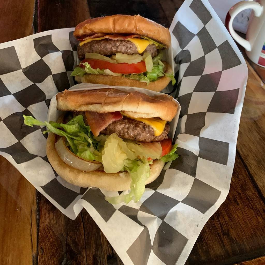 3R Roadhouse | restaurant | 752 County Rd 340, Lott, TX 76656, United States | 2542173455 OR +1 254-217-3455