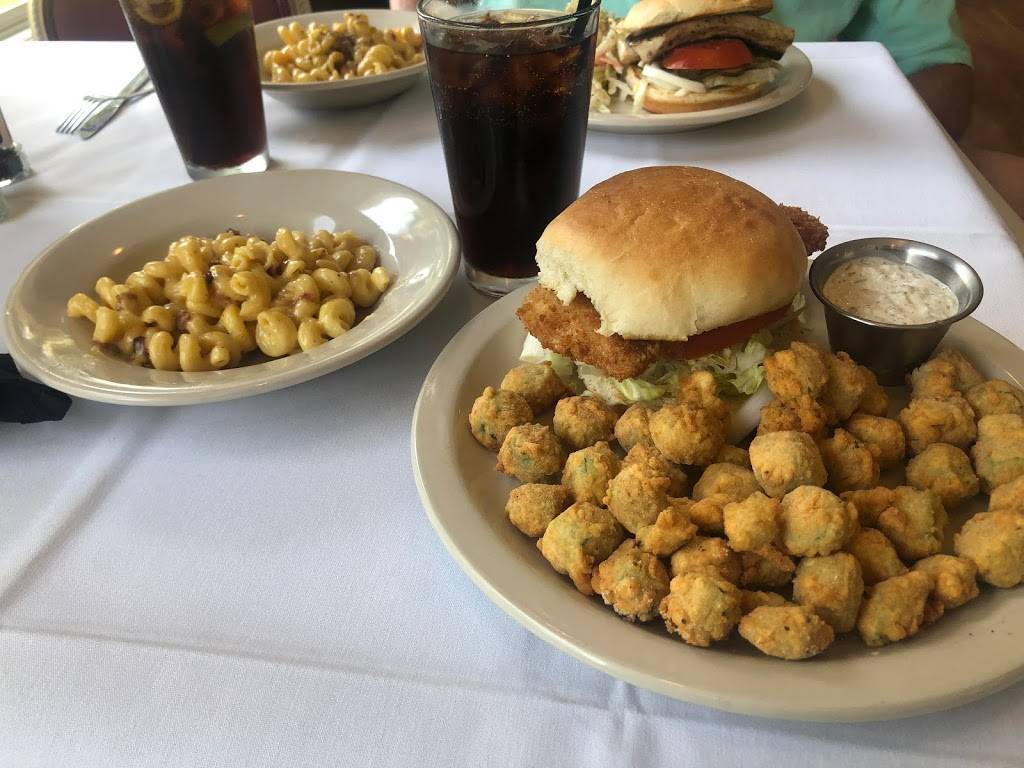 Blackwater Grill & Bar | restaurant | 6301 Riverside Dr, Yankeetown, FL 34498, USA | 3524415002 OR +1 352-441-5002