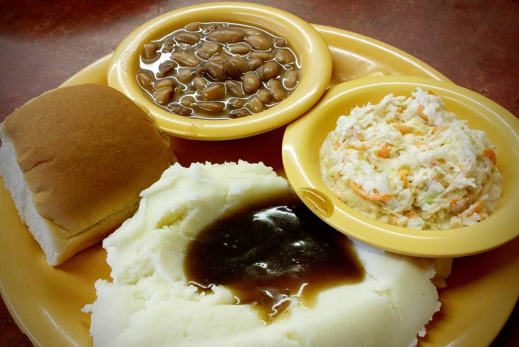 Hillbillys Cabin Restaurant | restaurant | 1705 S Cumberland St, Morristown, TN 37813, USA | 4235879930 OR +1 423-587-9930