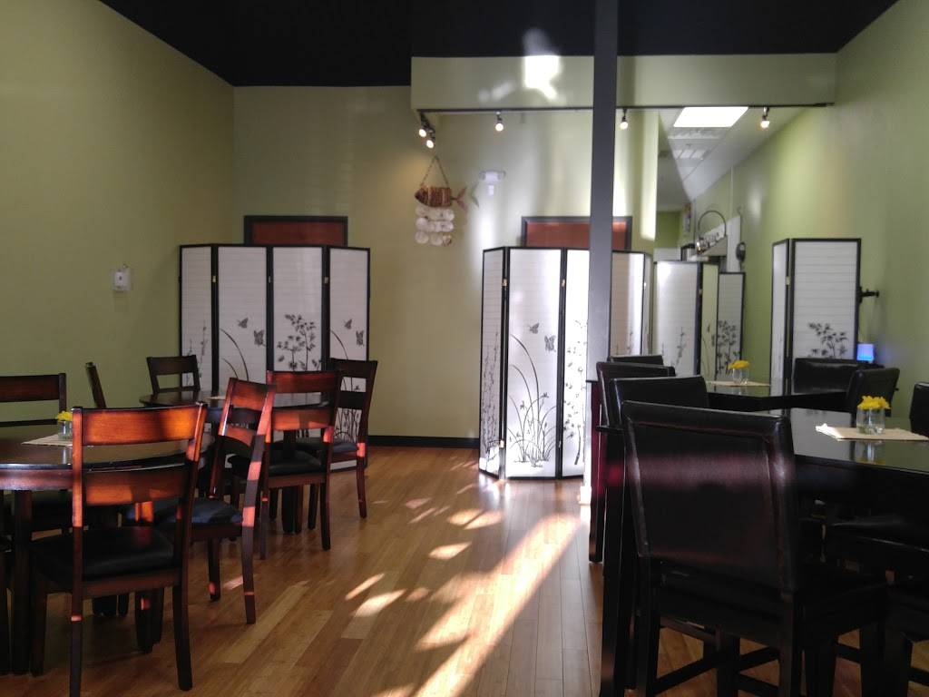 DelCiano Pinoy Cuisine | restaurant | 6401 S Cooper St #143, Arlington, TX 76001, USA | 8178976134 OR +1 817-897-6134
