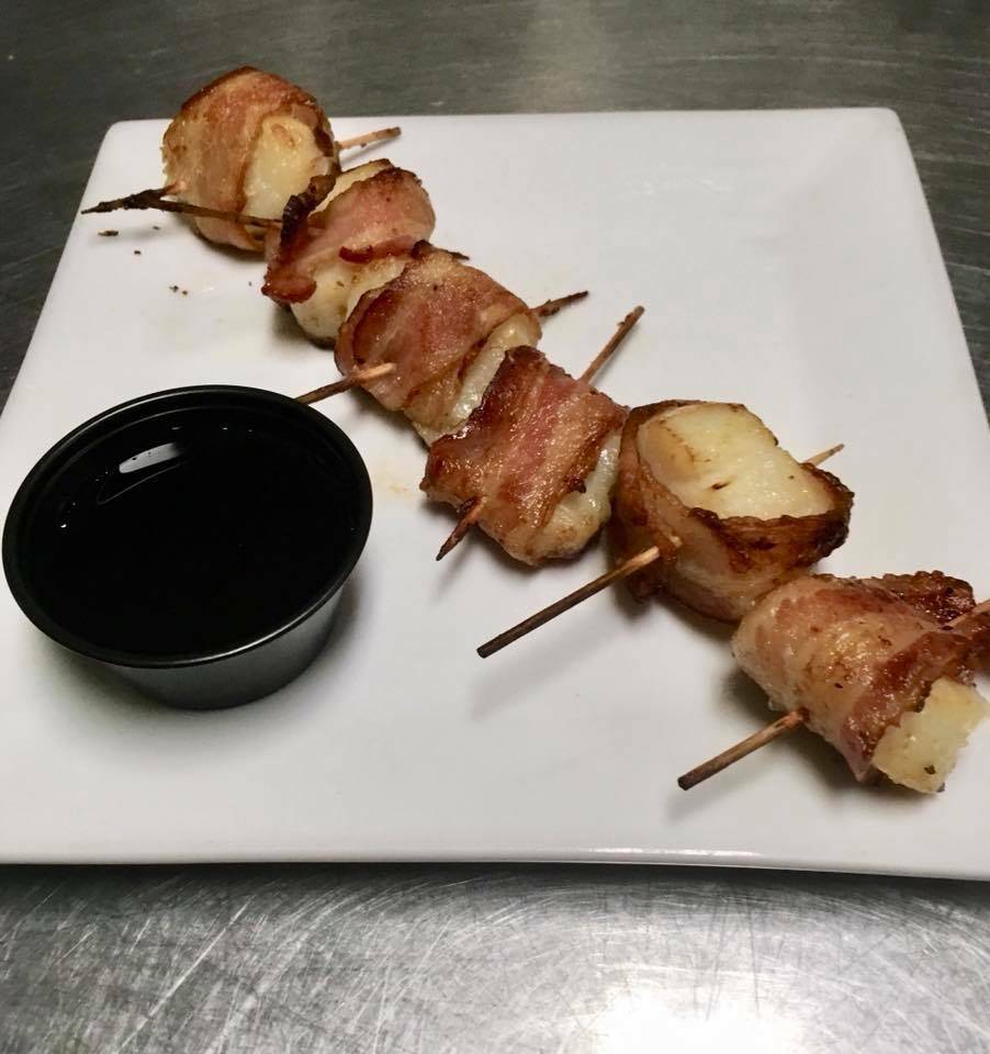 Hen House Sports Bar & Grille | restaurant | 85 S Main St, Newton, NH 03858, USA | 6033821705 OR +1 603-382-1705