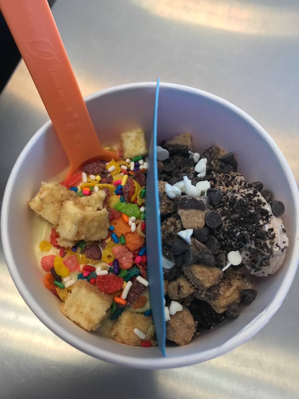 SMYLE Yogurt Bar | restaurant | 2620 Laporte Ave, Valparaiso, IN 46383, USA | 2194629696 OR +1 219-462-9696