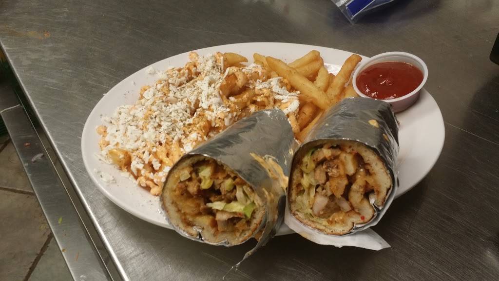 Sakis Mediterranean & Greek Restaurant | restaurant | 645 Plains Rd E, Burlington, ON L7T 4J5, Canada | 9056322925 OR +1 905-632-2925