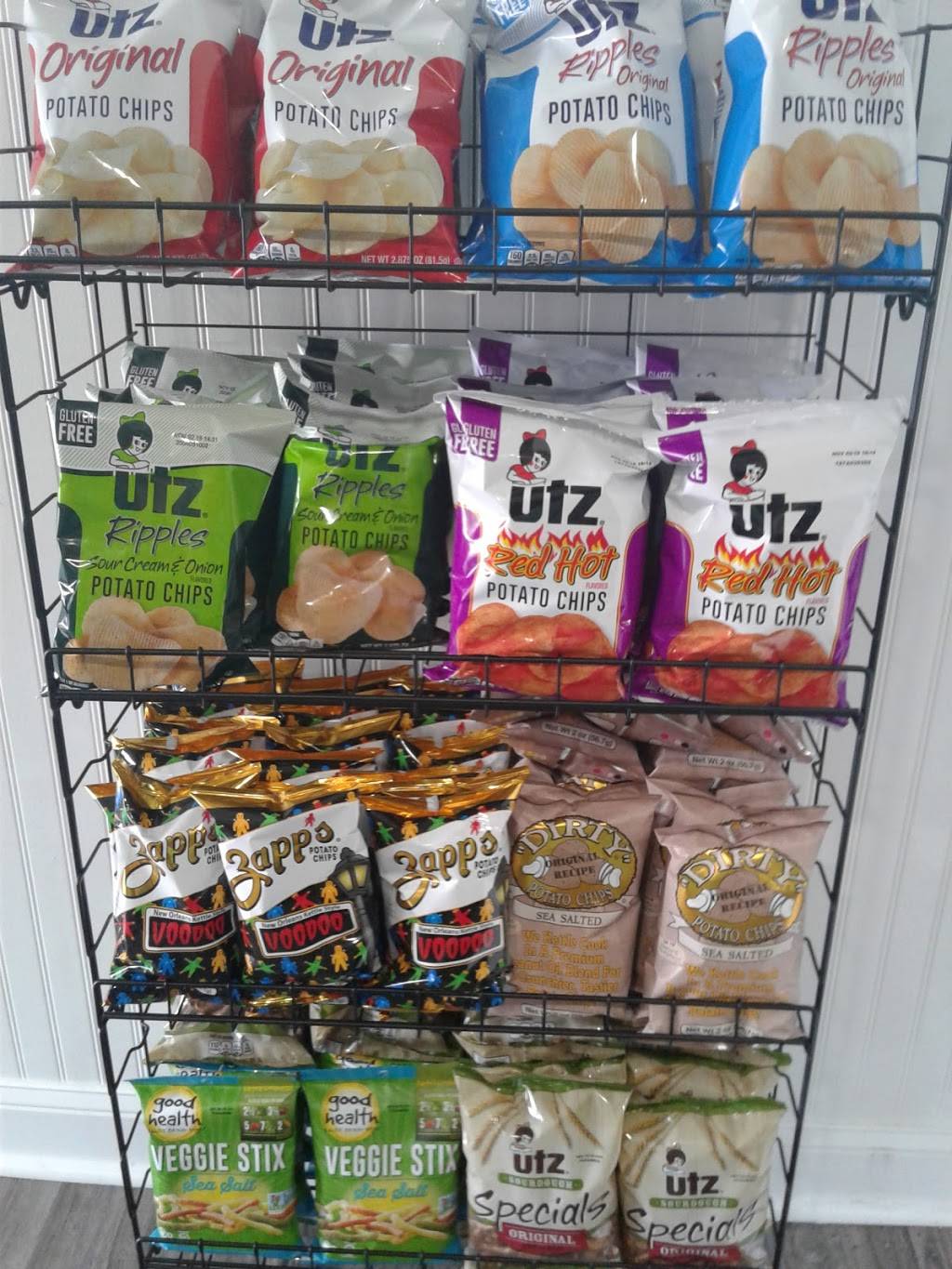 K & B Bagels | restaurant | 396 Lakehurst Rd, Browns Mills, NJ 08015, USA | 6098932400 OR +1 609-893-2400