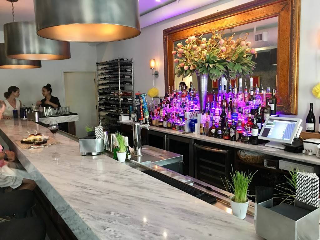 Grace Restaurant | restaurant | 120 8th Ave, Pass-a-Grille Beach, FL 33706, USA | 7273174770 OR +1 727-317-4770