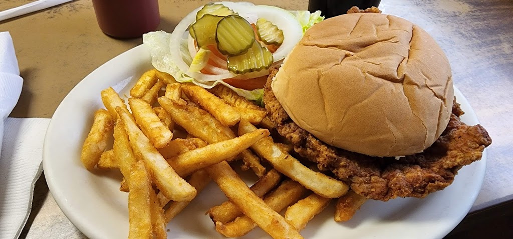 Reynolds Cafe | restaurant | 107 Old Hwy 7, Garden City, MO 64747, USA | 8168626003 OR +1 816-862-6003