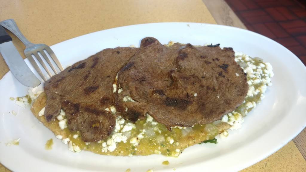 El Huarache Veloz | restaurant | 13127 San Fernando Rd #108, Sylmar, CA 91342, USA | 8188338038 OR +1 818-833-8038