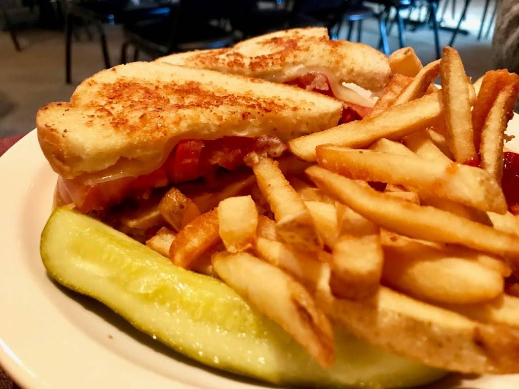 Spunktown Tavern | restaurant | 699 Englesville Rd, Boyertown, PA 19512, USA | 6104739021 OR +1 610-473-9021