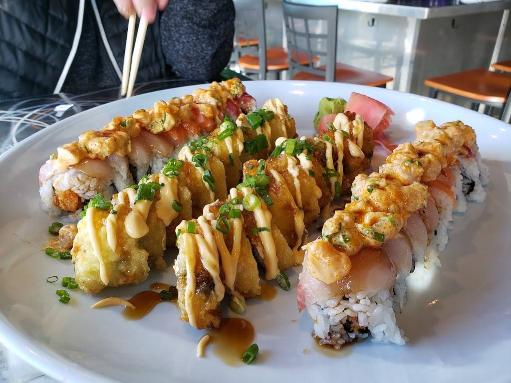 Trappers Sushi | restaurant | 323 Garfield St S #101, Parkland, WA 98444, USA | 2534333738 OR +1 253-433-3738