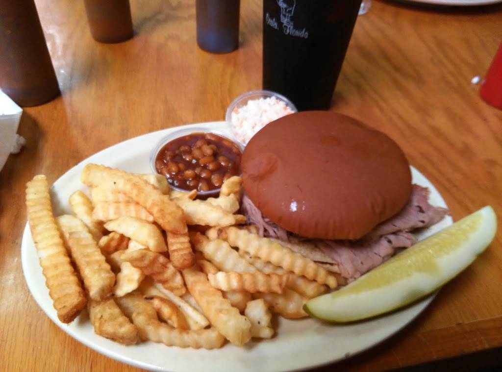 Fat Boys Bar-B-Q | restaurant | 4132 E Silver Springs Blvd, Ocala, FL 34470, USA | 3522363271 OR +1 352-236-3271