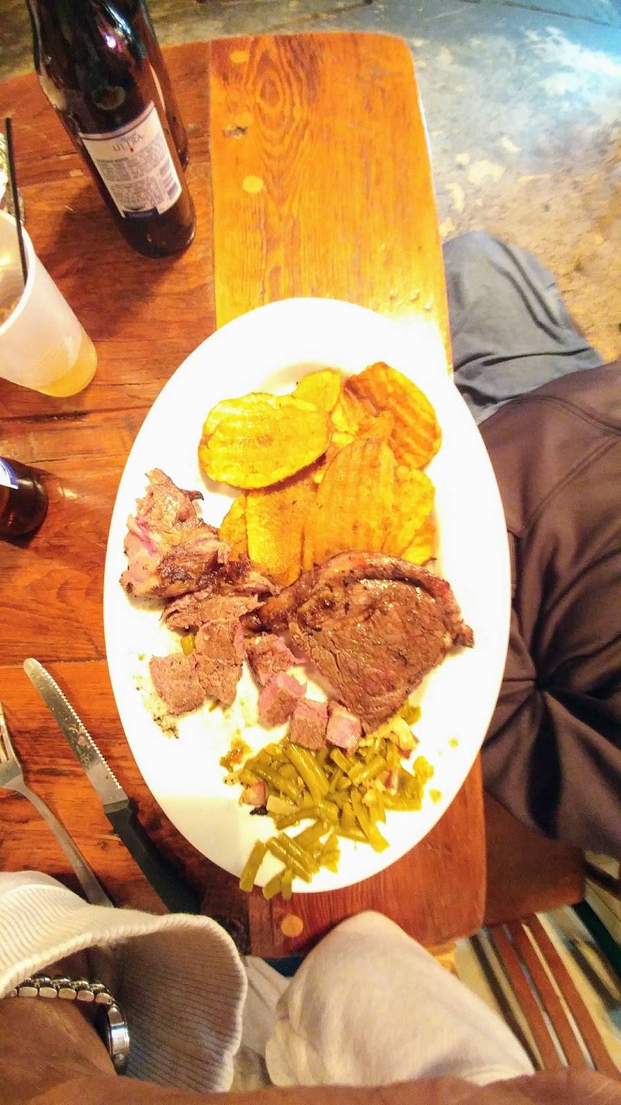 Boyds Bar Catering | restaurant | 108 Main St E, Fairbank, IA 50629, USA | 3196350048 OR +1 319-635-0048