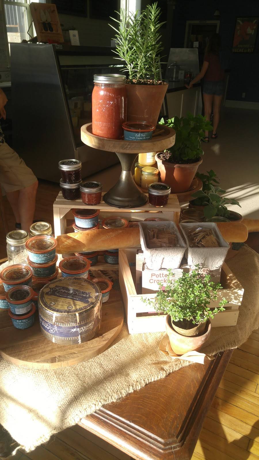 The Village Cheese Shop | restaurant | 1430 Underwood Ave, Wauwatosa, WI 53213, USA | 4144882099 OR +1 414-488-2099