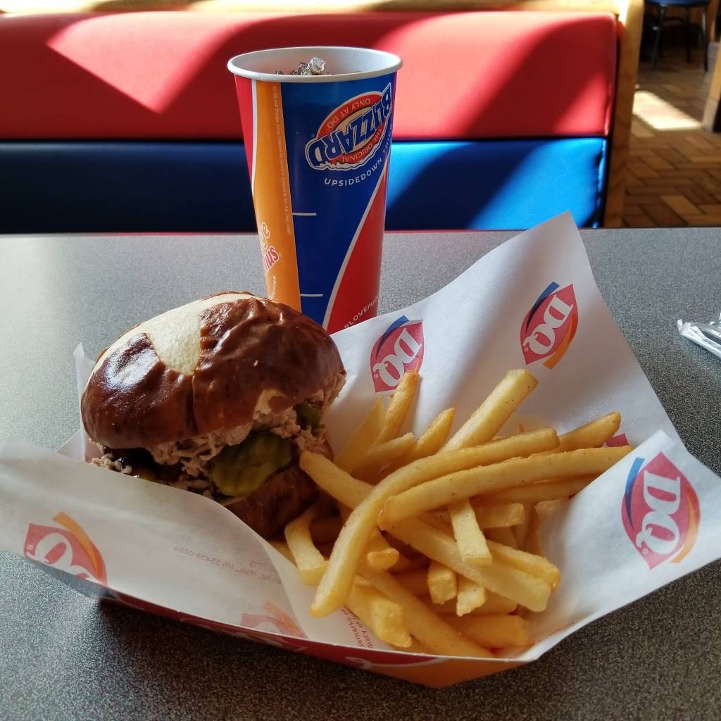 Dairy Queen | restaurant | 1225 S Main St, Lewistown, IL 61542, USA | 3095473800 OR +1 309-547-3800