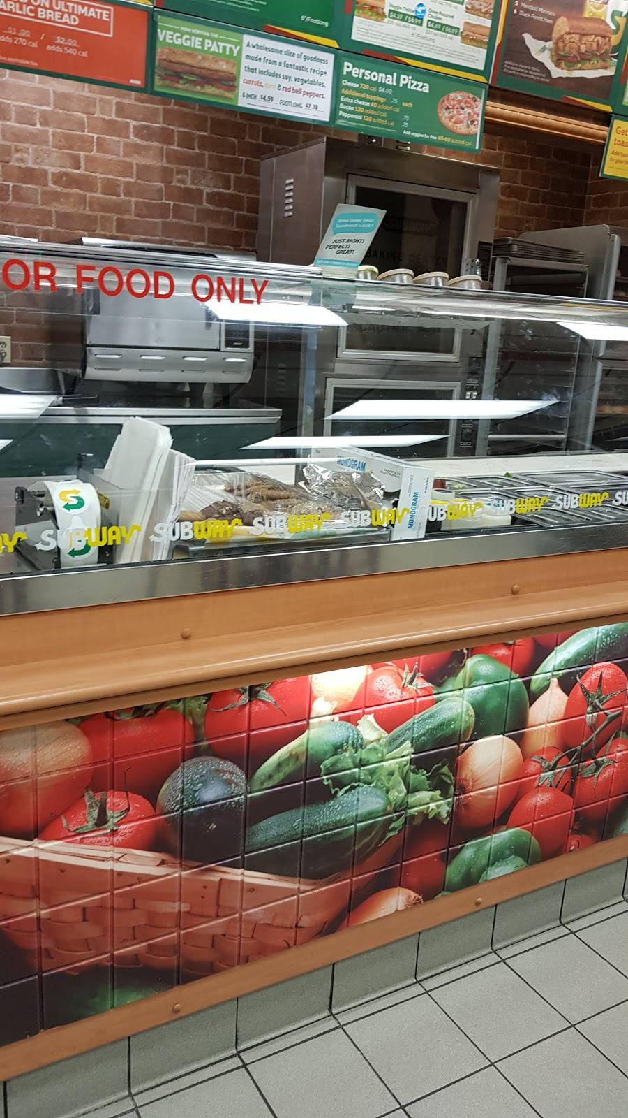 Subway | restaurant | 3690 N Atlantic Ave, Cocoa Beach, FL 32931, USA | 3217844446 OR +1 321-784-4446