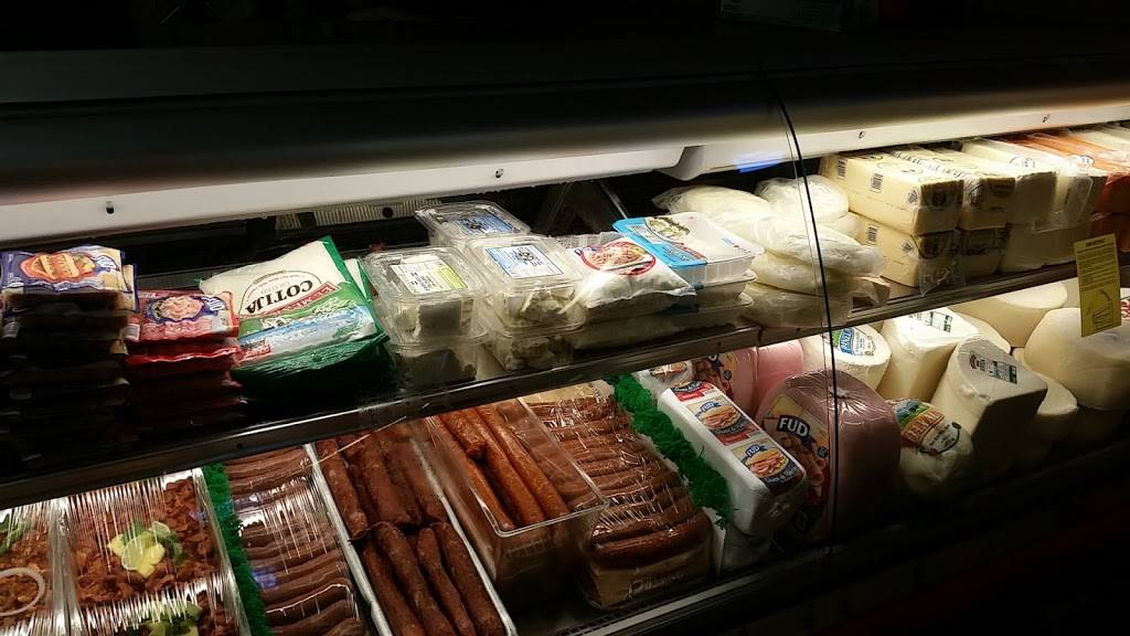 Carniceria y Tortilleria San Antonio | restaurant | 830 Kansas Ave, Kansas City, KS 66105, USA | 9132816433 OR +1 913-281-6433