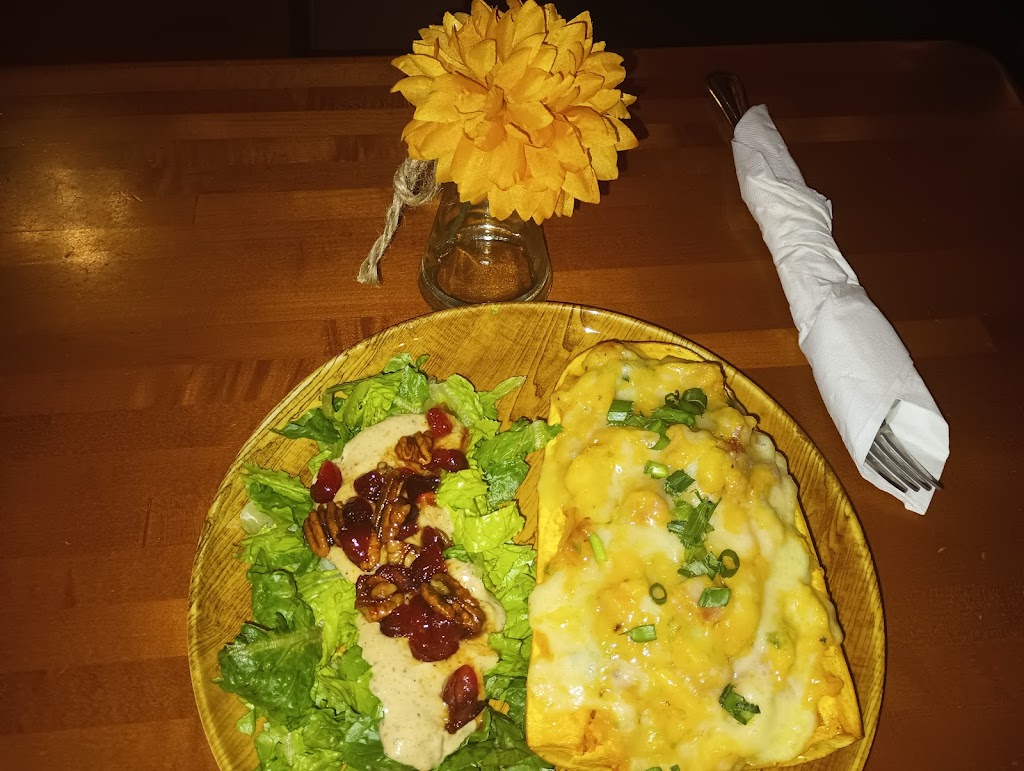 Lil’ Mabel’s Table | restaurant | 80 W 4th St, Rush City, MN 55069, USA | 3203180667 OR +1 320-318-0667