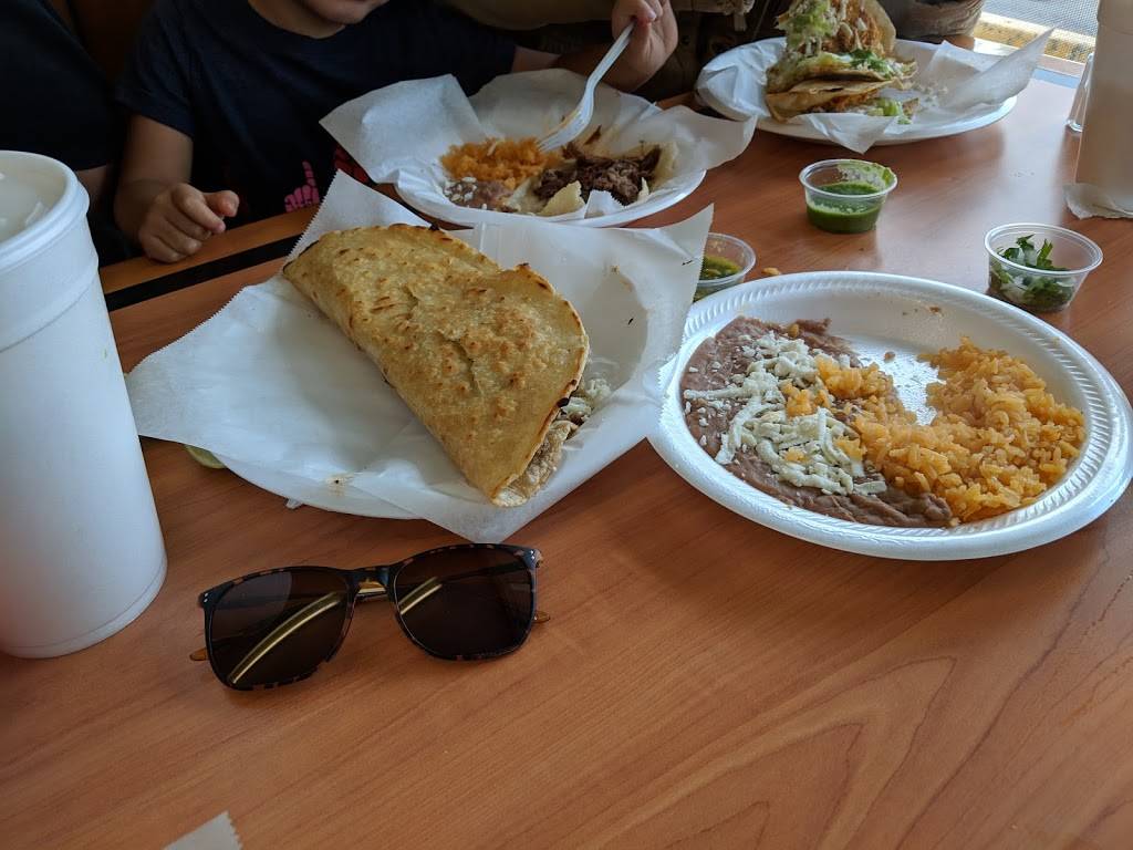 Antojitos Doña Julia | restaurant | 1447 W 1000 N, Salt Lake City, UT 84116, USA | 8016373268 OR +1 801-637-3268